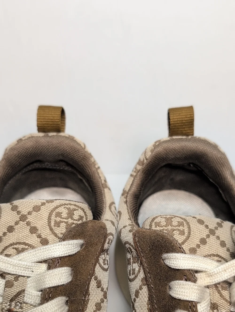 Tory Burch T Monogram Suede Good Luck Trainer sneakers womans size 8
